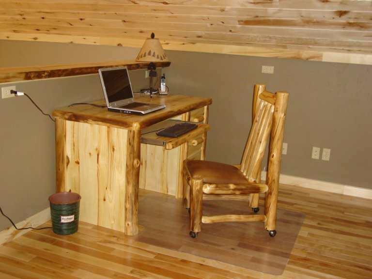 Aspen Log Desk